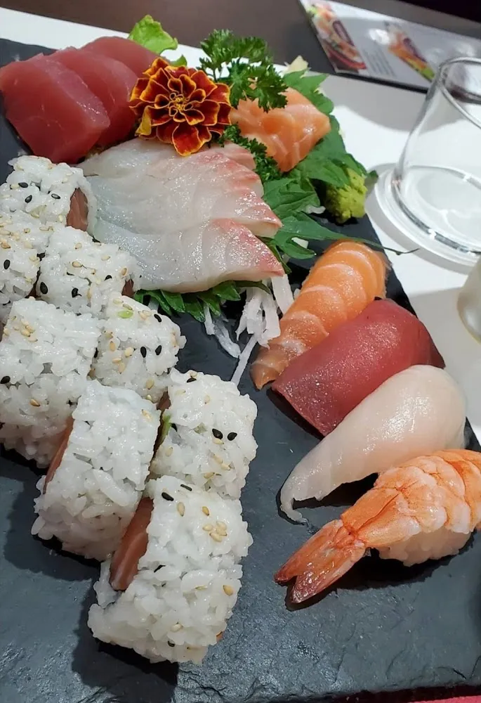 California Roll Mix Sushi Et Sashimi