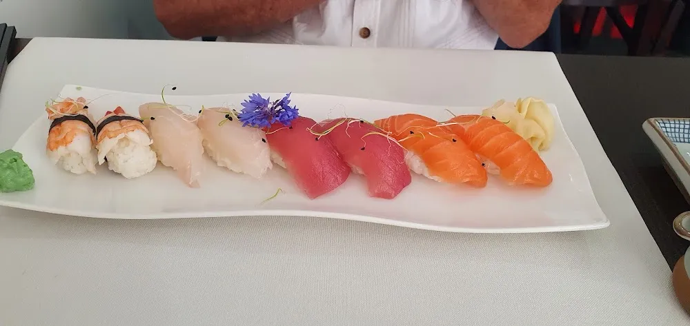 Sushi Calamar Et Anguille